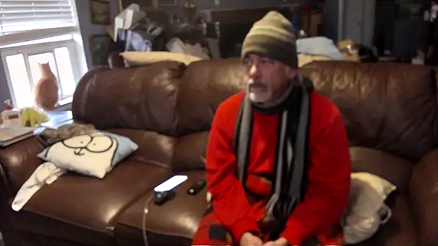 Snapshot of PincheDave4u chatting on 18, 2, 2025 PincheDave4u online show from 18, 2, 2025