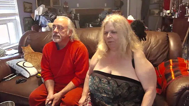 Snapshot of PincheDave4u chatting on 9, 3, 2025 PincheDave4u online show from 9, 3, 2025