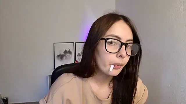 Snapshot of lalawhitte chatting on 18, 7, 2026 lalawhitte online show from 18, 7, 2026