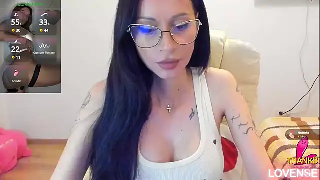 kissnicol32 online show from 4, 4, 2026