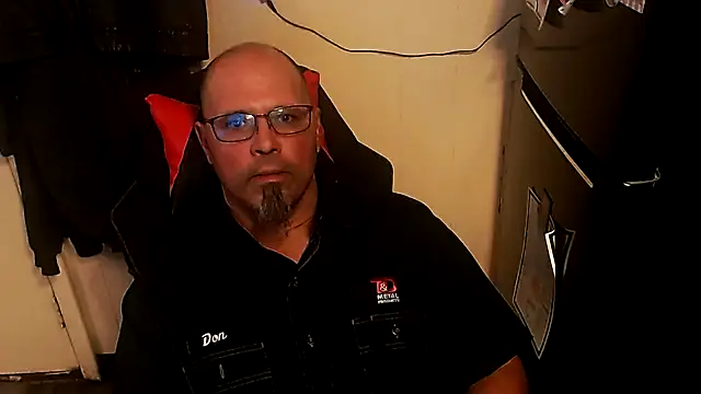 KrazyLegz online show from 24, 10, 2025