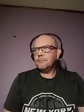 Snapshot of hairy_orbite chatting on 19, 10, 2025 hairy orbite online show from 19, 10, 2025