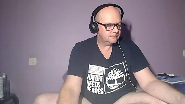 Snapshot of hairy_orbite chatting on 2, 11, 2025 hairy orbite online show from 2, 11, 2025