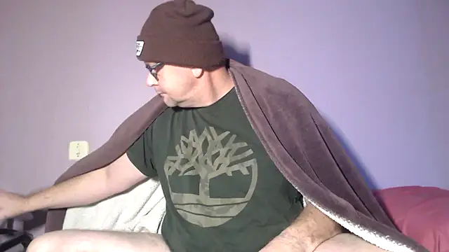 Snapshot of hairy_orbite chatting on 1, 12, 2025 hairy orbite online show from 1, 12, 2025