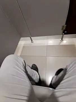 johny 69dxh online show from 9, 12, 2024