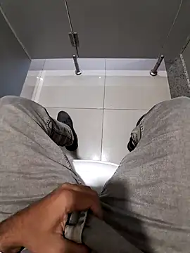 johny 69dxh online show from 7, 1, 2025