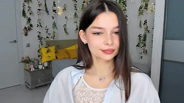 Snapshot of ContinentOfTranquility chatting on 5, 11, 2025 ContinentOfTranquility online show from 5, 11, 2025