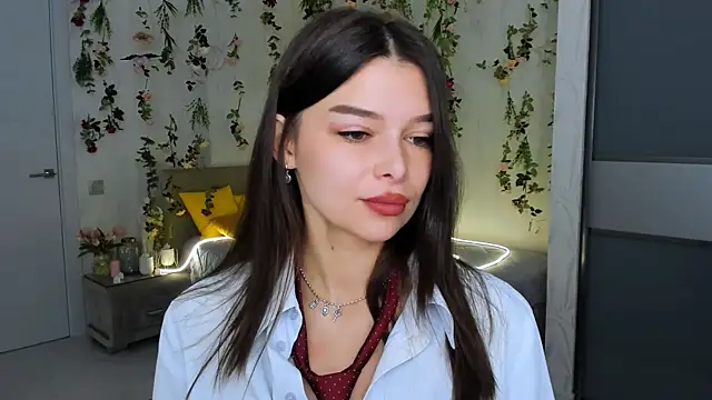 Snapshot of ContinentOfTranquility chatting on 12, 11, 2025 ContinentOfTranquility online show from 12, 11, 2025