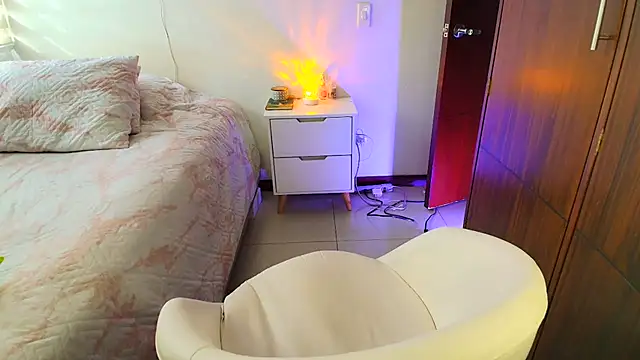 keilelewis online show from 31, 3, 2026