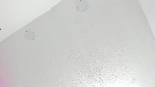 Snapshot of LoveQueen2 chatting on 15, 10, 2025 LoveQueen2 online show from 15, 10, 2025