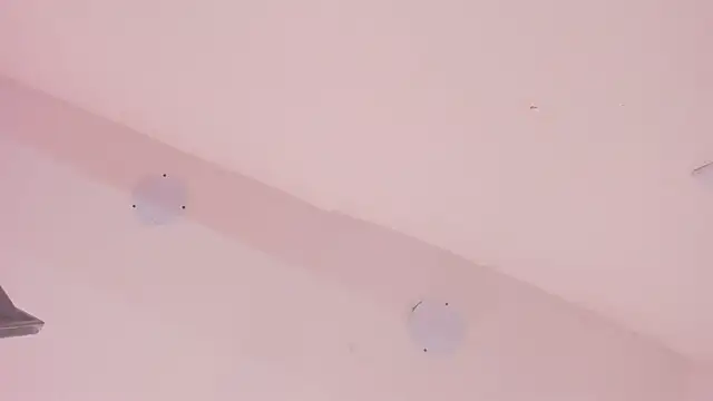 Snapshot of LoveQueen2 chatting on 30, 10, 2025 LoveQueen2 online show from 30, 10, 2025