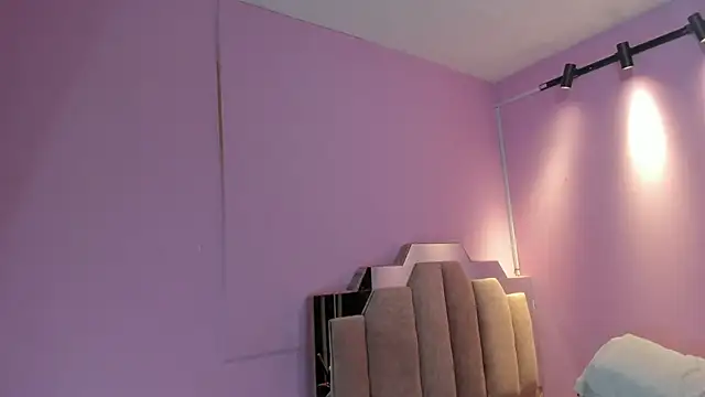 Snapshot of LoveQueen2 chatting on 16, 1, 2026 LoveQueen2 online show from 16, 1, 2026