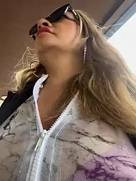 Afroditecash online show from 6, 2, 2025