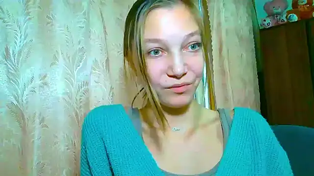 EmillyPlay online show from 10, 11, 2025