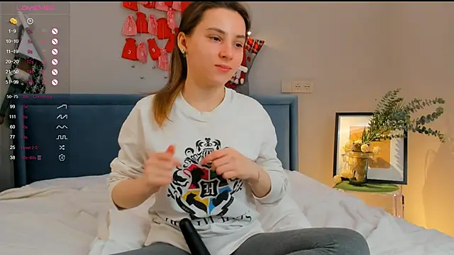 DonnaBurkee online show from 18, 1, 2025