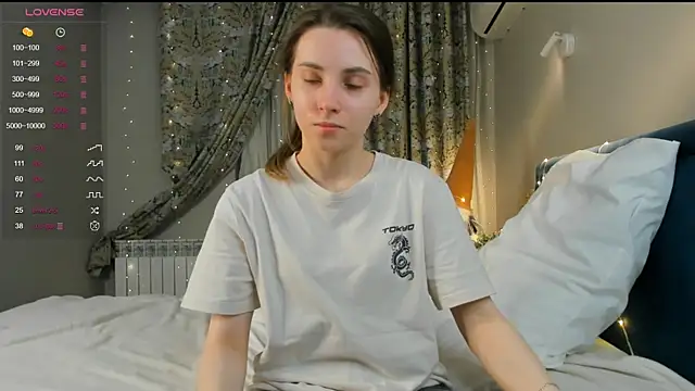 DonnaBurkee online show from 22, 3, 2025