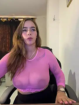 Alessandra Schmoll online show from 4, 6, 2026