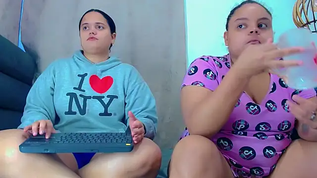 brunnette hot online show from 18, 12, 2025