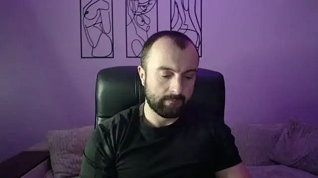 brindlefly6969 online show from 20, 11, 2025