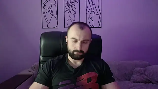 brindlefly6969 online show from 15, 12, 2025