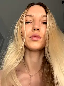 Adelina0001 online show from 13, 11, 2025