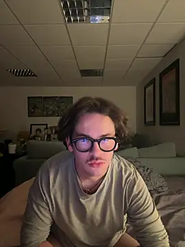 Snapshot of hardmecl chatting on 14, 1, 2025 hardmecl online show from 14, 1, 2025