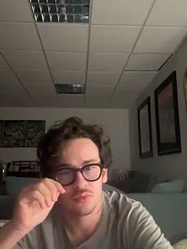 Snapshot of hardmecl chatting on 3, 3, 2025 hardmecl online show from 3, 3, 2025