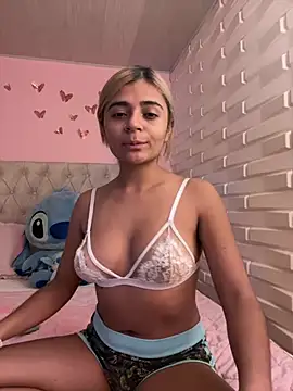 Snapshot of pamell_col chatting on 19, 12, 2024 pamell col online show from 19, 12, 2024