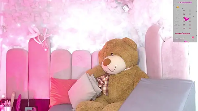 puca ebony online show from 27, 2, 2026