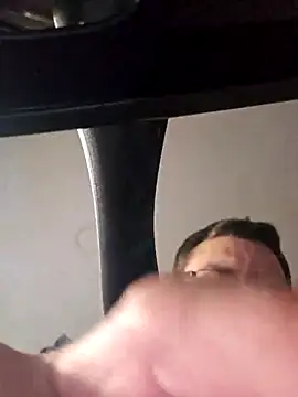 Iliketocooksquirt25 online show from 2, 2, 2026