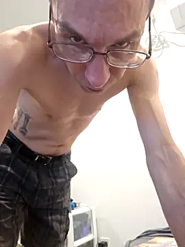 Iliketocooksquirt25 online show from 29, 3, 2026