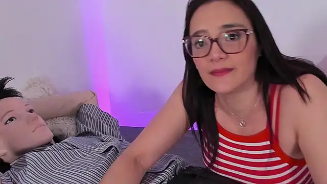 Jessica Herrera  online show from 19, 5, 2026