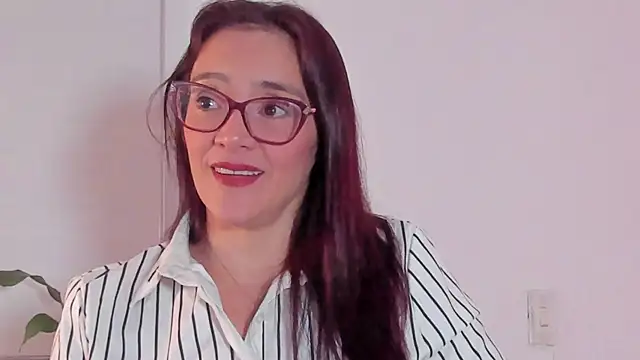 Jessica Herrera  online show from 27, 5, 2026