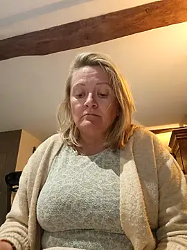 Snapshot of lady_charlyne chatting on 18, 2, 2025 lady charlyne online show from 18, 2, 2025