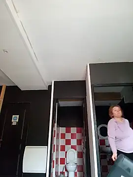 lady charlyne online show from 2, 4, 2026