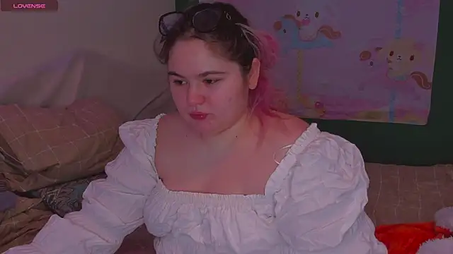 Snapshot of Freakcute_ chatting on 27, 2, 2025 Freakcute  online show from 27, 2, 2025