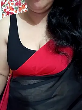 Snapshot of Priya_Boudi chatting on 26, 4, 2026 Priya Boudi online show from 26, 4, 2026