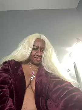 BreanaDivine online show from 15, 2, 2025