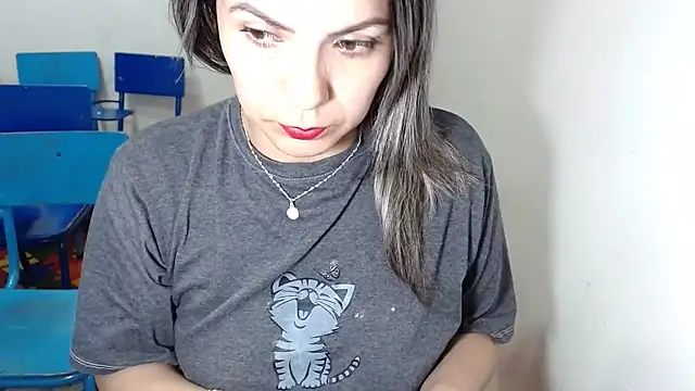 Snapshot of Chantal_hott chatting on 4, 12, 2025 Chantal hott online show from 4, 12, 2025