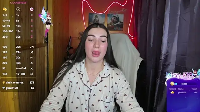 Snapshot of Fiery_Brunette_ chatting on 31, 12, 2024 Fiery Brunette  online show from 31, 12, 2024