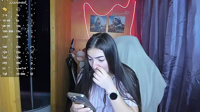 Snapshot of Fiery_Brunette_ chatting on 27, 2, 2025 Fiery Brunette  online show from 27, 2, 2025