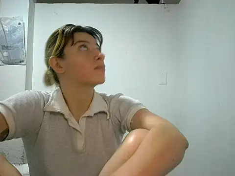 Mia foster1 online show from 21, 5, 2026