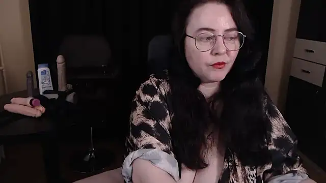Snapshot of poshmistress chatting on 26, 5, 2026 poshmistress online show from 26, 5, 2026