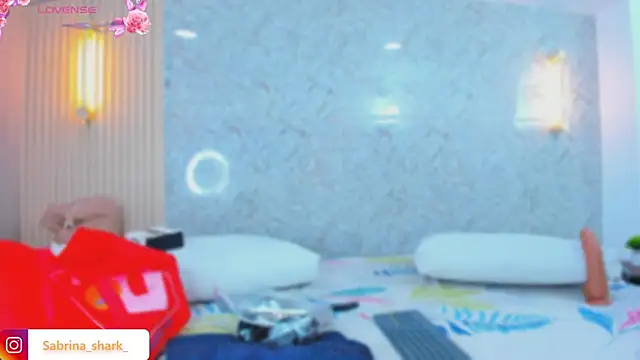 Snapshot of sabrina_shark_ chatting on 29, 10, 2025 sabrina shark online show from 29, 10, 2025