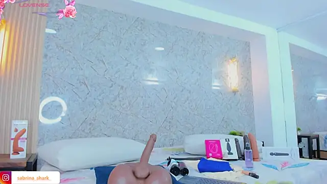 Snapshot of sabrina_shark_ chatting on 19, 11, 2025 sabrina shark online show from 19, 11, 2025