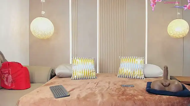 sabrina shark  online show from 25, 2, 2026