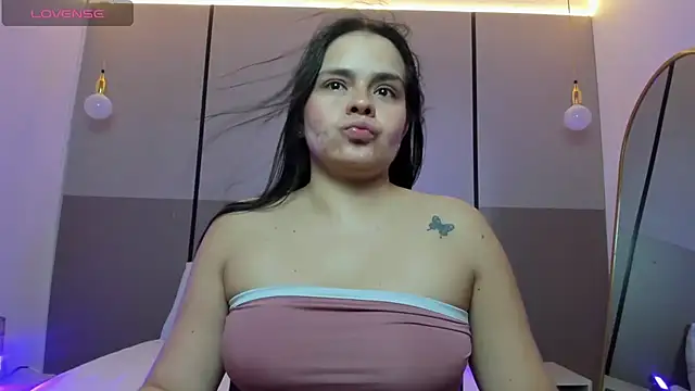 ayla13  online show from 14, 3, 2026