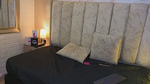 catalina  23 online show from 9, 3, 2026