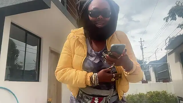 ChocolateCakeQueen online show from 30, 10, 2025