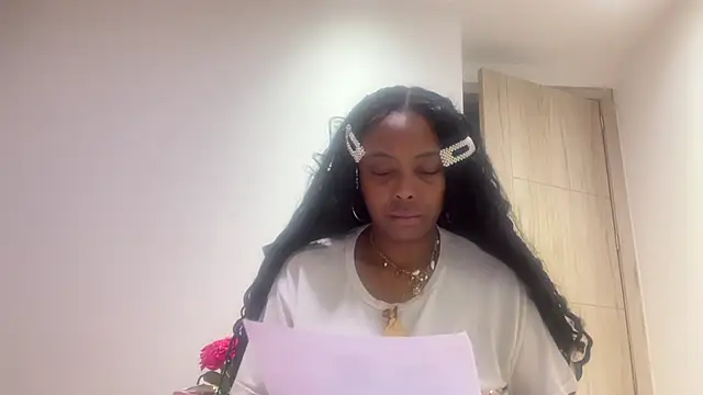 ChocolateCakeQueen online show from 24, 4, 2026